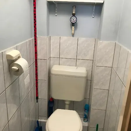 Liliom Apartman Apartament *