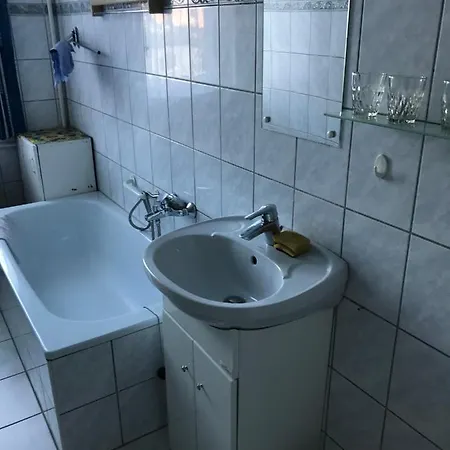 Liliom Apartman Apartament